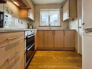 Photo 16- click for photo gallery